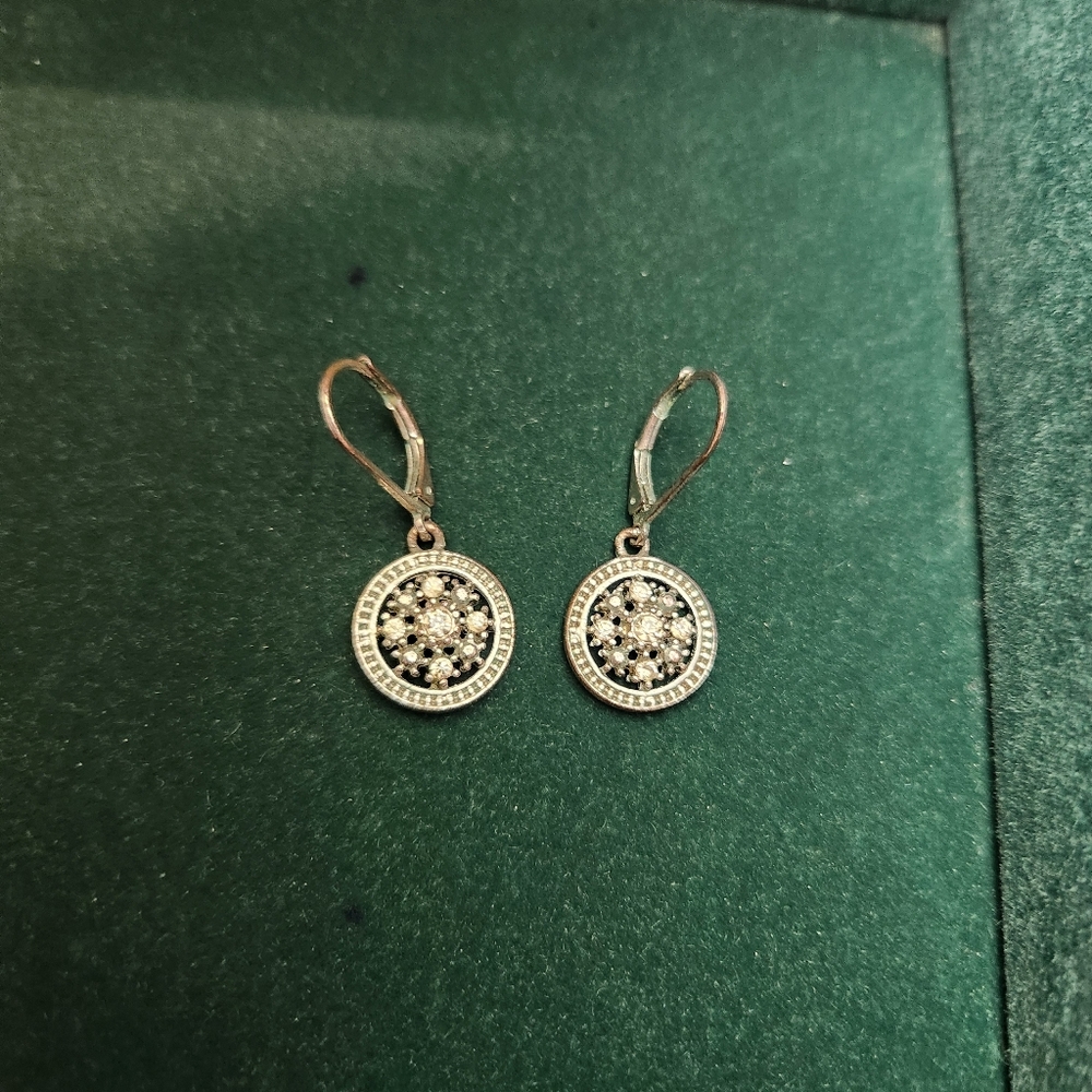 Vintage Avon Snowflake Earrings